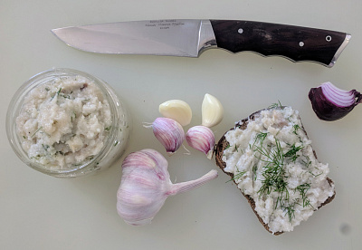 Превью Сало кабана кручёное с чесноком 400 гр