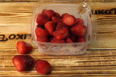 Товар Клубника быстрозамороженная 500 г